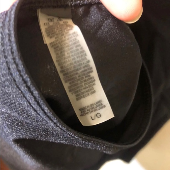 Victoria’s Secret tankini top size large - Picture 3 of 3